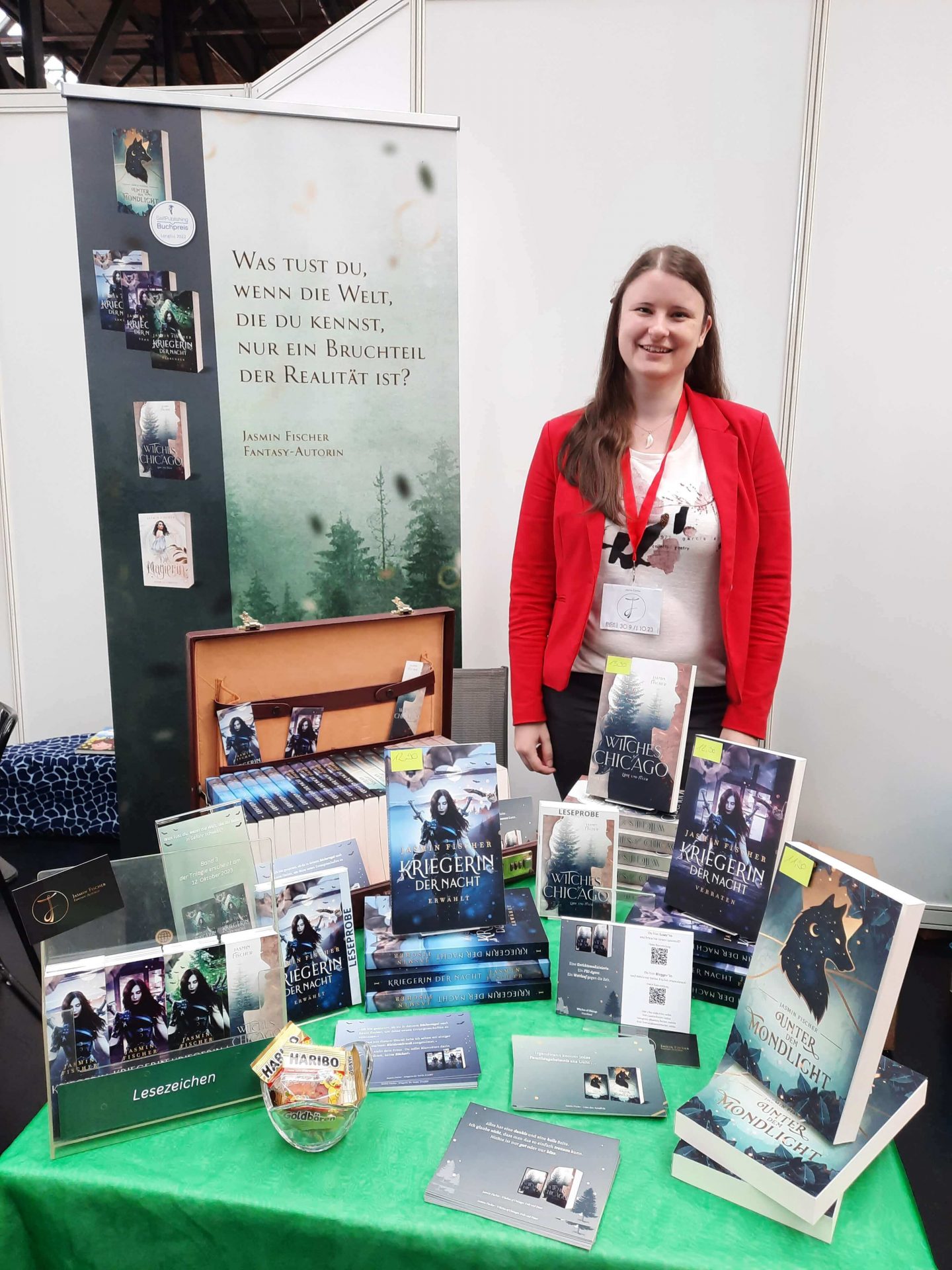 Autorin Jasmin Fischer auf der Buchmesse BuchBerlin